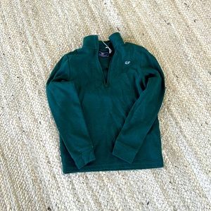 Vineyard Vines quarter zip sweater. New without tags.